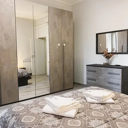Appartamento Station House *